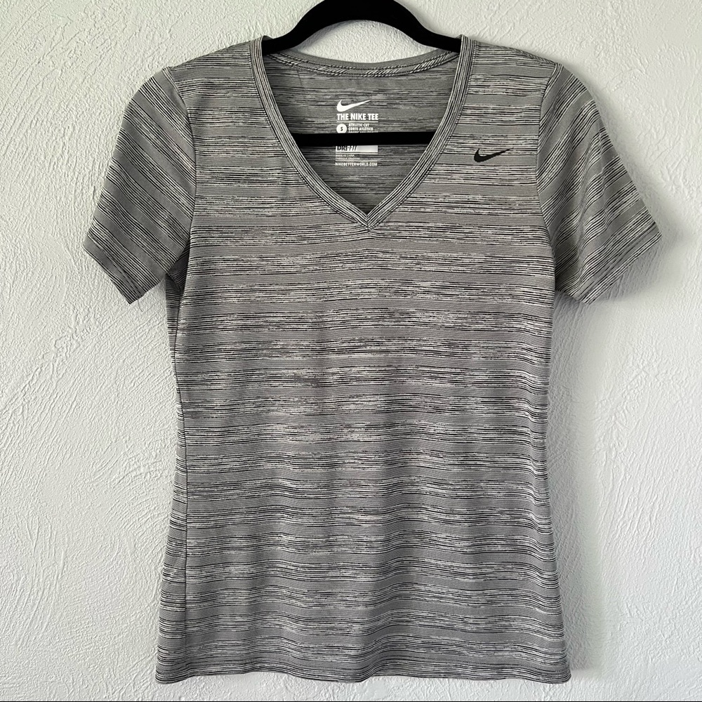 The Nike Tee Dri-fit Striped V-Neck